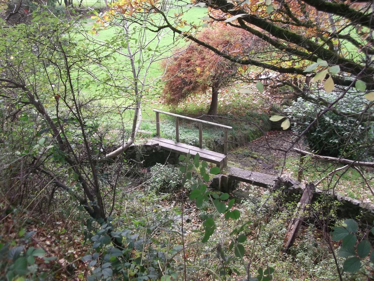 LapfordLowerfield House住宿加早餐旅馆 外观 照片